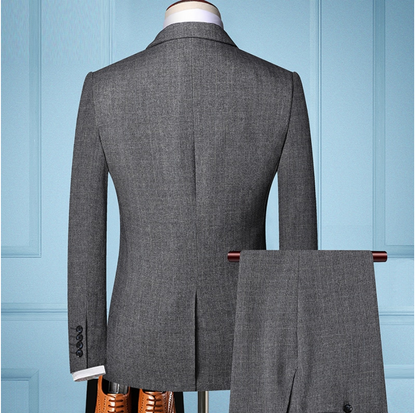 3-PIECE SUIT