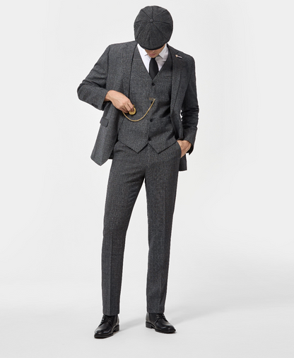 3-PIECE SUIT